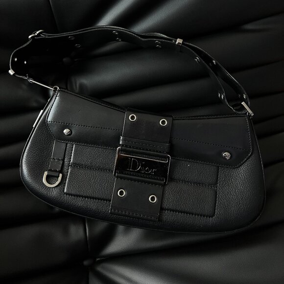 Authentic Dior Street Chic Columbus Shoulder Bag - Picture 3 of 8